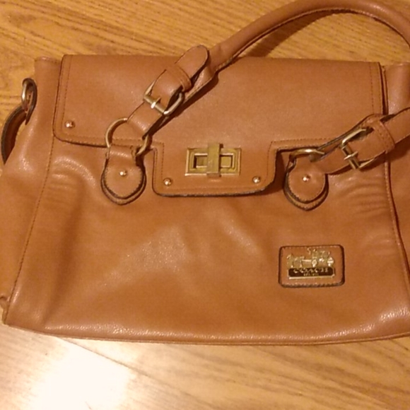 Large Coach purse - Picture 1 of 4